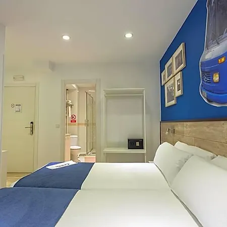 Guest house Casual Blue 2*